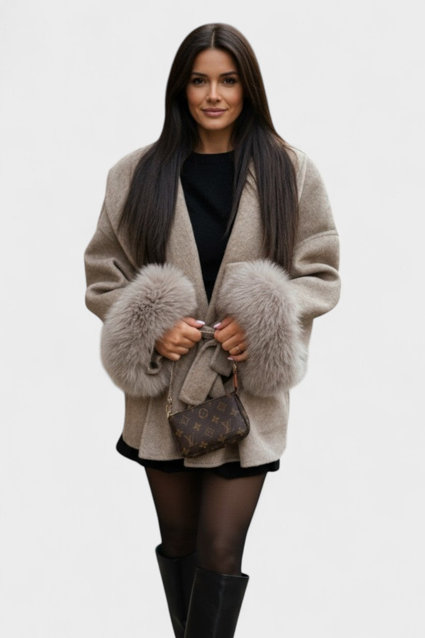 Dagmar™ | Elegancki płaszcz z ekofuchrem