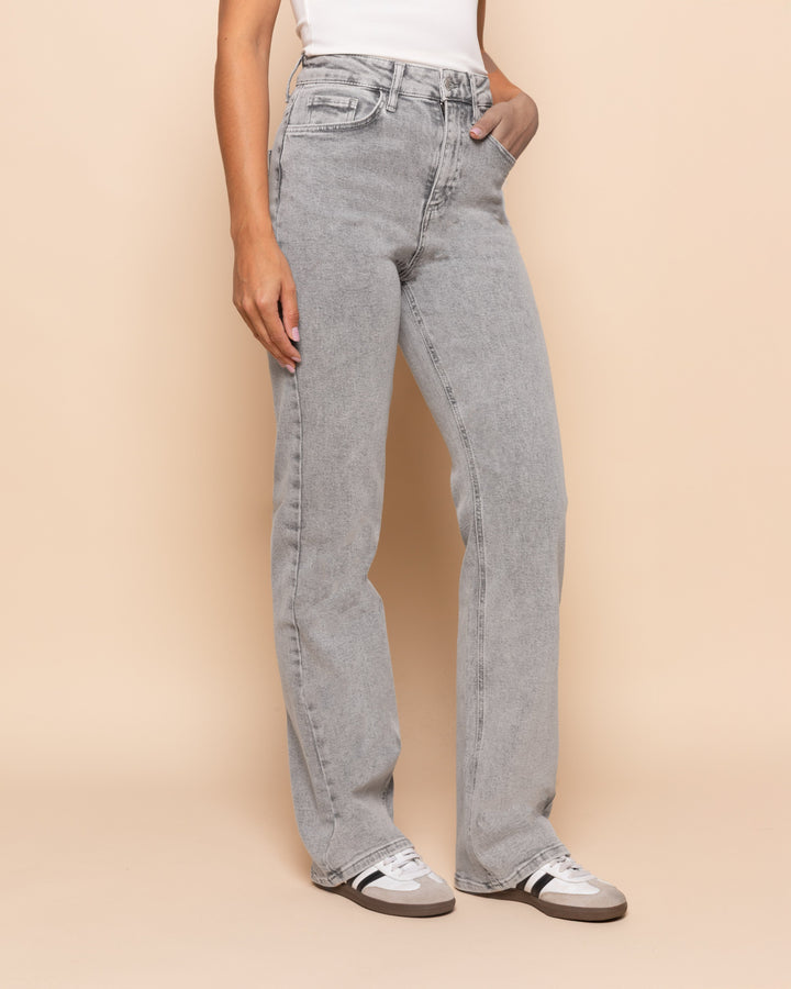 Aitana | Szare jeansy bootcut – swobodna elegancja